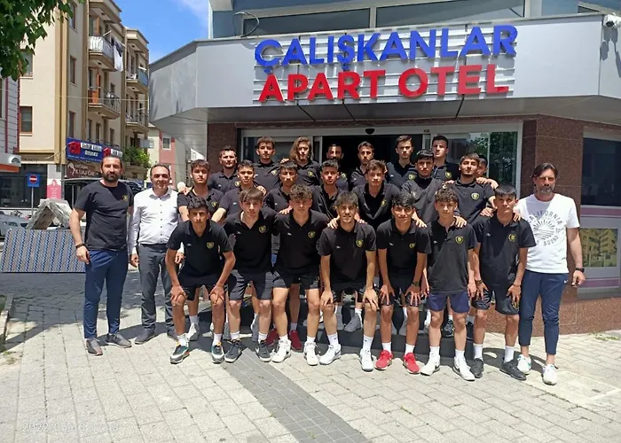 מלון Caliskanlar צ'נקלה